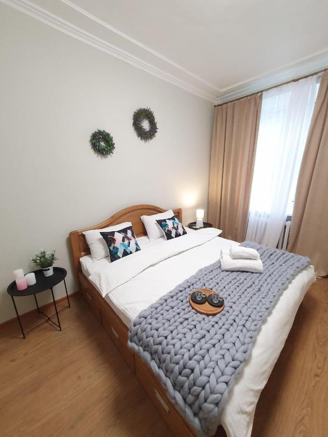 Inn Home Apartments-Olimpiysky Stadium Area Kiev Eksteriør bilde