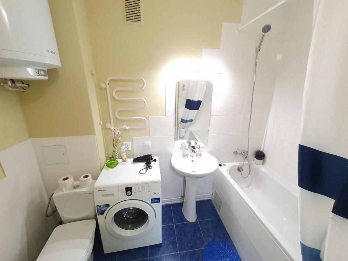 Inn Home Apartments-Olimpiysky Stadium Area Kiev Eksteriør bilde